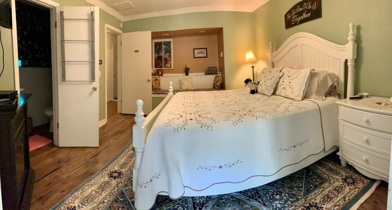 Lamb's Rest 3*