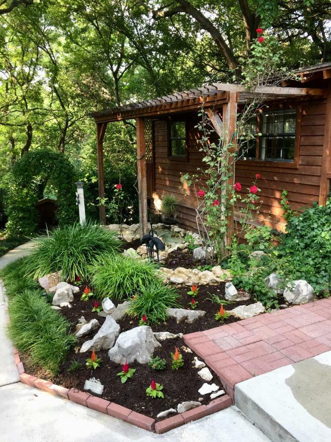 Lamb's Rest 3* New Braunfels